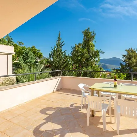 Villa With Private Pool Near The Sea And Nature View Violet Id:305